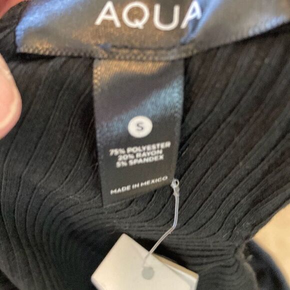 Aqua Cut‎ out top Size Small (J7) - Picture 5 of 7